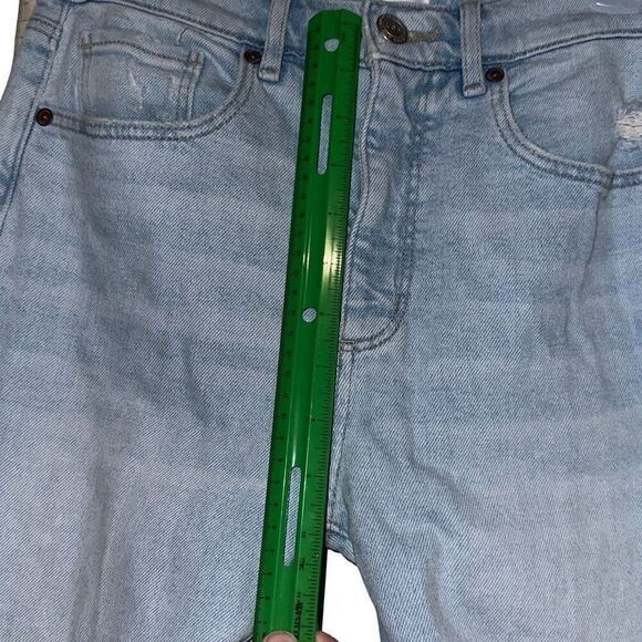 LOFT Ladies Size 28P Light Wash Distressed High Waist Raw Hem Skinny Ankle Jeans - Picture 7 of 14